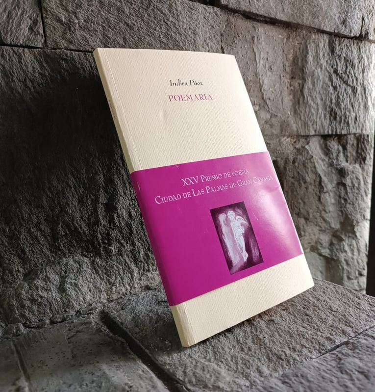 “Poemaria”, de Indira Páez