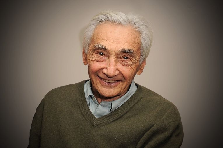 Howard Zinn Howard Zinn