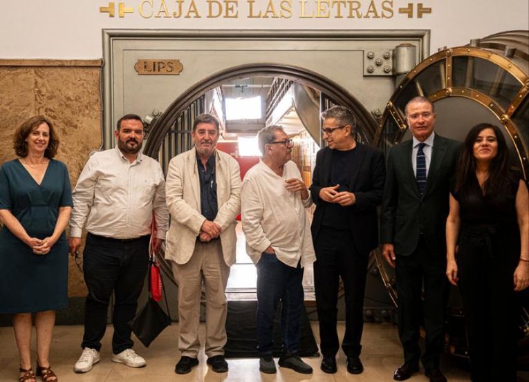 Legado del Fondo de Cultura Económica a la Caja de las Letras del Instituto Cervantes