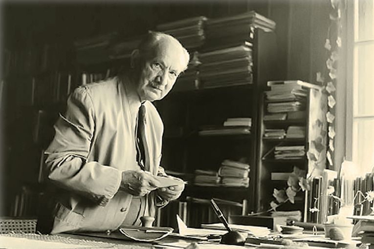 Martin Heidegger