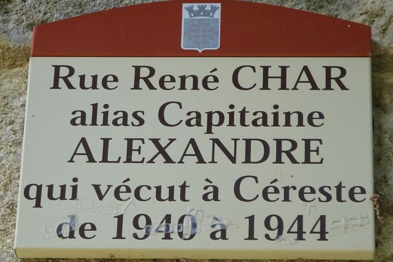 Placa en honor de René Char en Céreste