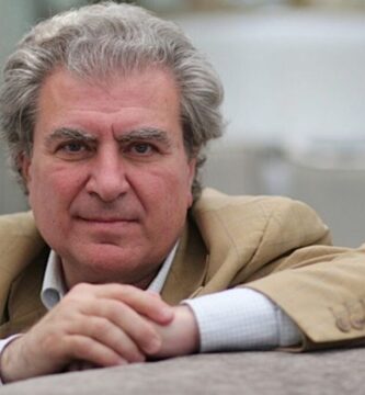 César Antonio Molina