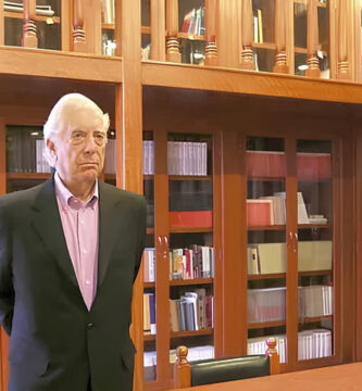 Mario Vargas Llosa