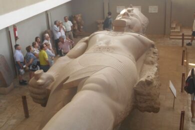 Menfis o el taller del picapedrero, por Juan Franco Crespo