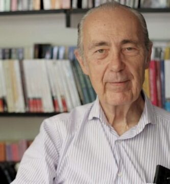 Luis Alberto de Cuenca