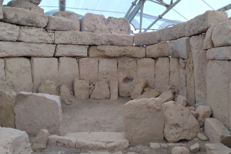 Experiencia maltesa: el viaje a Piedras Levantadas (Hagar Qim), por Juan Franco Crespo