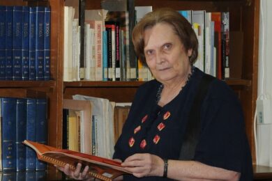 Carmiña Navia Velasco