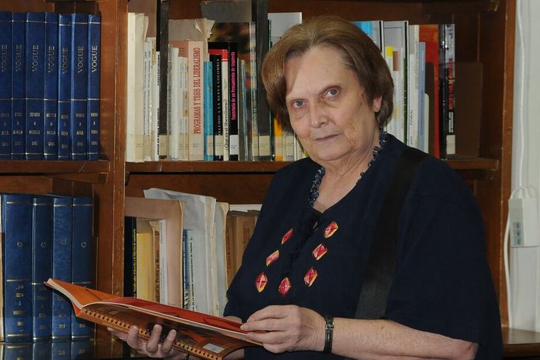 Carmiña Navia Velasco