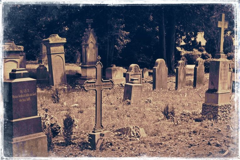 El cementerio, por Vicente Adelantado Soriano