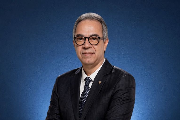 José Mármol