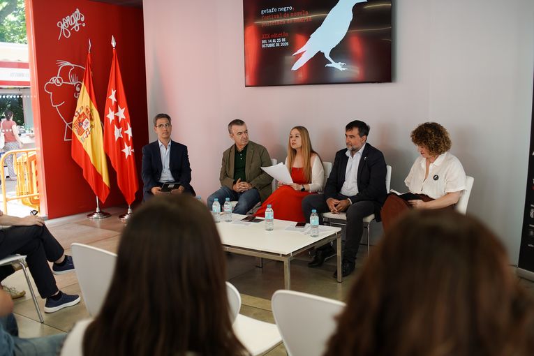 Jesús González, Lorenzo Silva, Maica Rivera, Luis Domínguez y María José González Dávila
