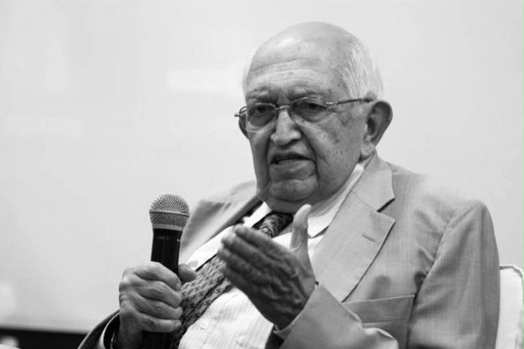 Murió el escritor colombiano Plinio Apuleyo Mendoza