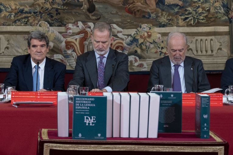 José Luis Escrivá, Felipe VI y Santiago Muñoz Machado