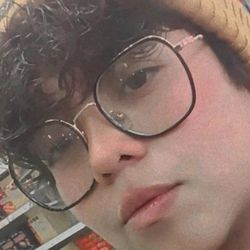 Andrea Navarro Abitú