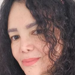 Indira Geovana Bush Tapia