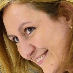 María Ángeles Lonardi