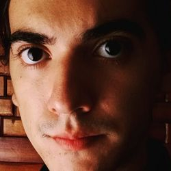 Víctor Parra Avellaneda